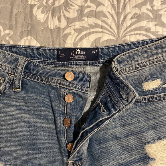 Hollister Jean shorts - Picture 2 of 3